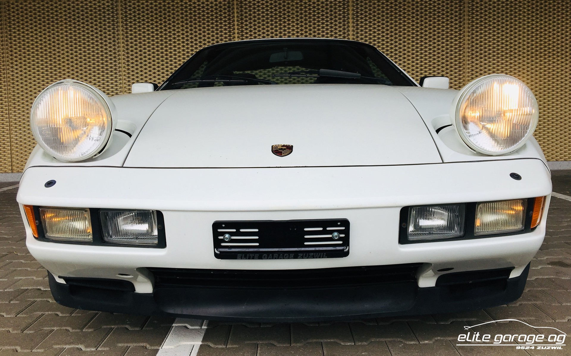 PORSCHE 928 S-image-2