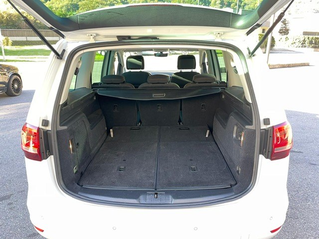VW Sharan 2.0 TDI BMT Comfortline 4Motion DSG-image-8