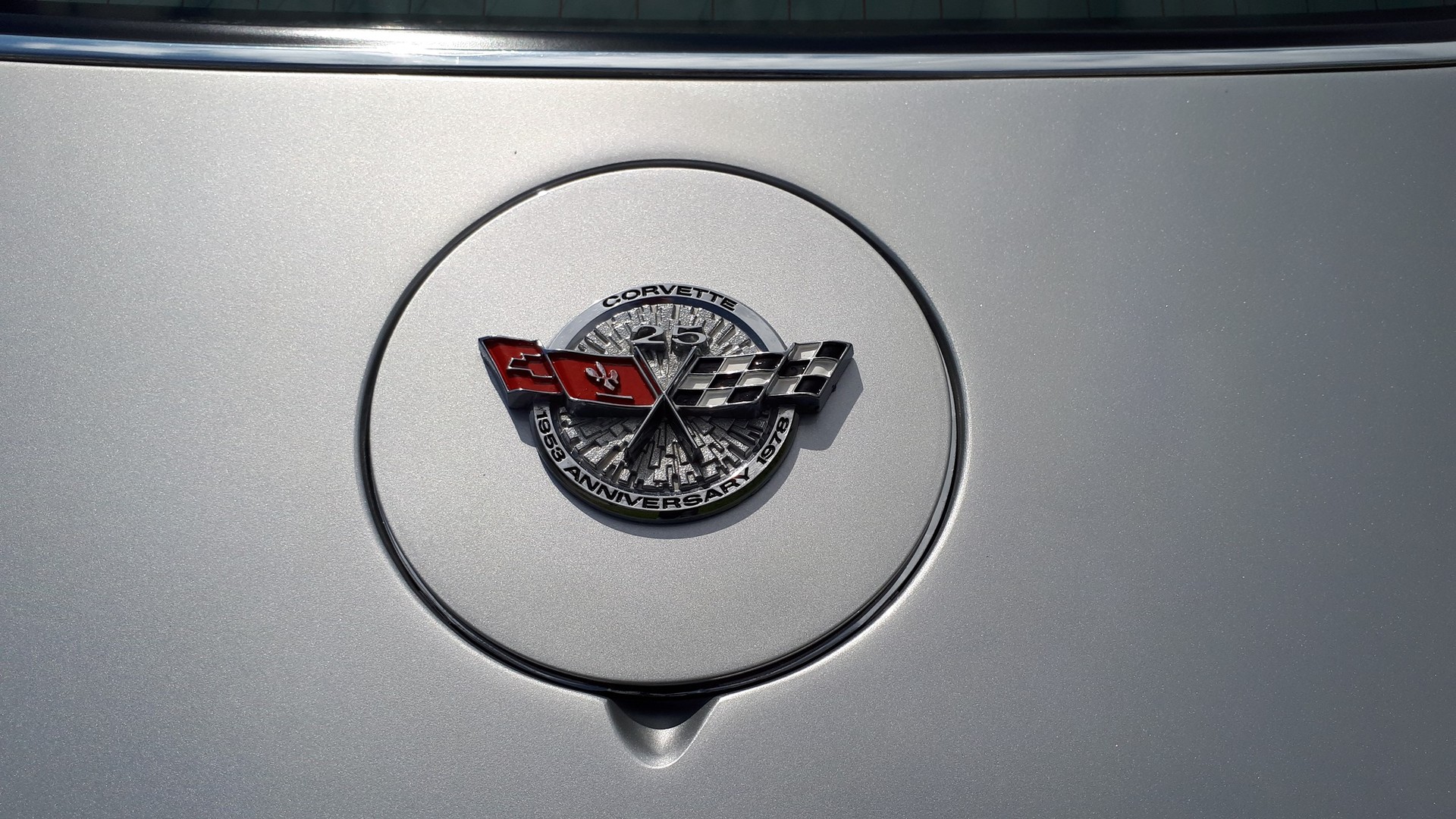 CHEVROLET CORVETTE 25 Anniversary-image-5