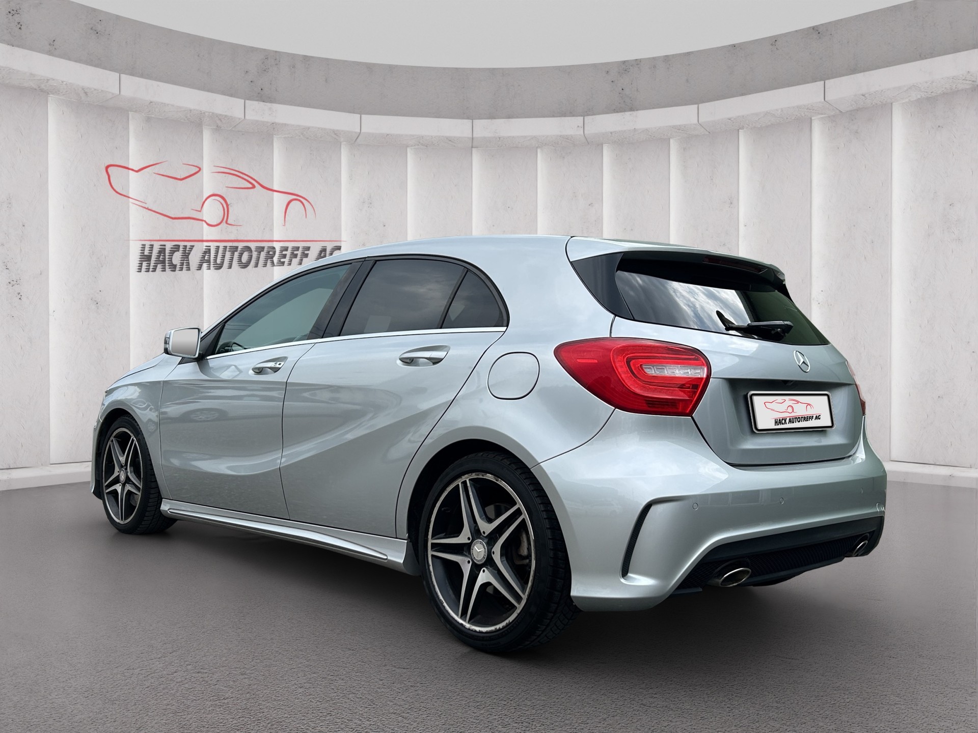 MERCEDES-BENZ A 250 AMG Line 7G-DCT-image-3