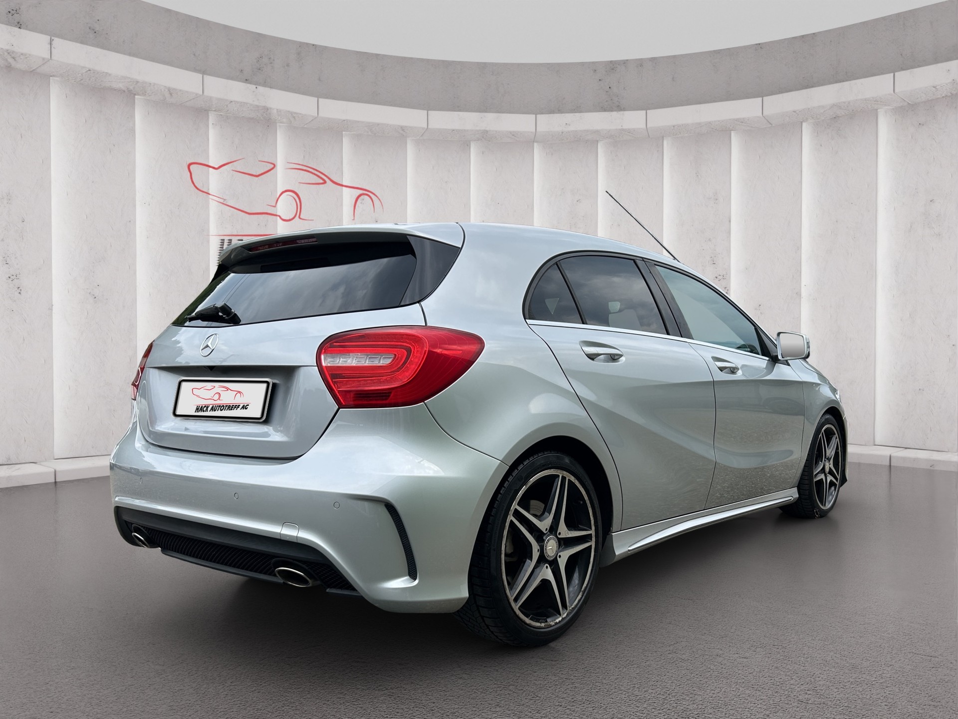 MERCEDES-BENZ A 250 AMG Line 7G-DCT-image-5