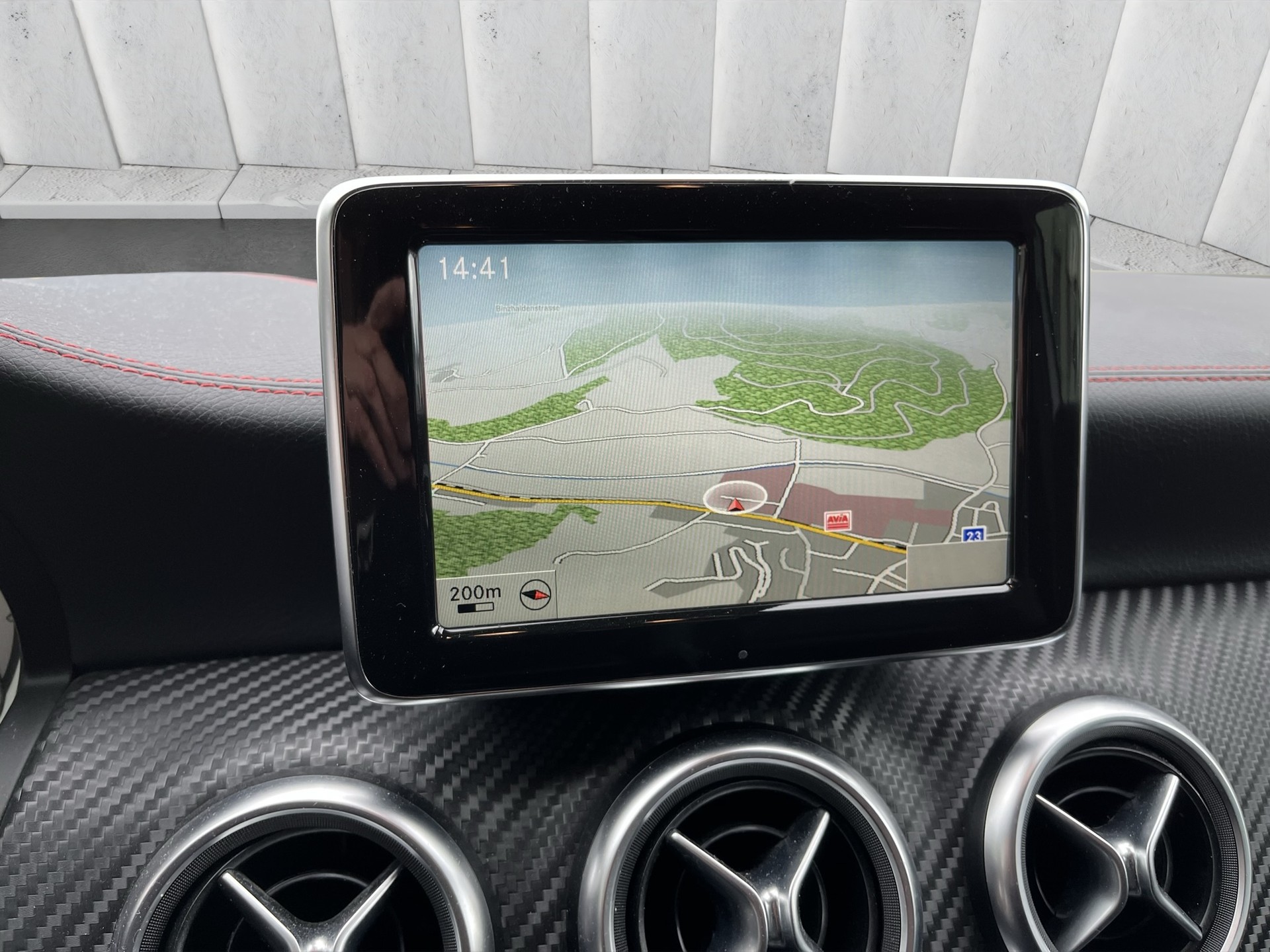 MERCEDES-BENZ A 250 AMG Line 7G-DCT-image-7