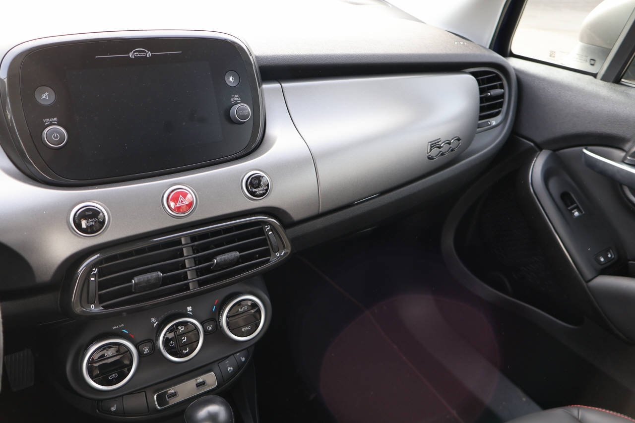 FIAT 500X 1.5 Hybrid Dolcevita Sport-image-11