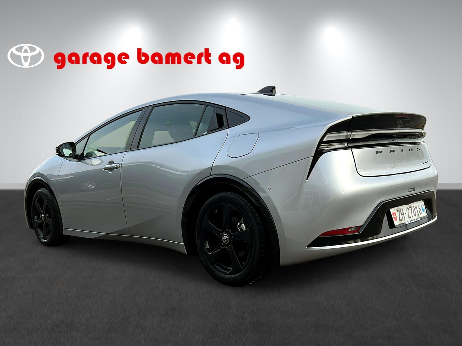 TOYOTA Prius 2.0 Plug-In-Hybrid Premium-image-3