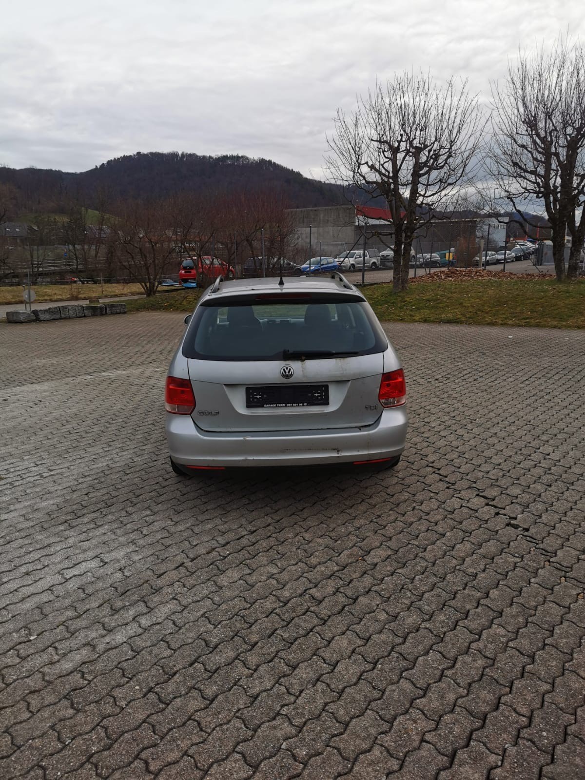 VW Golf Variant 1.9 TDI Trendline-image-8