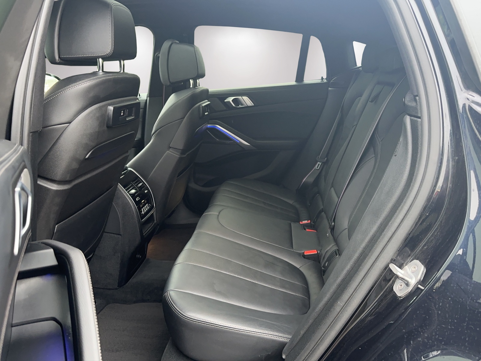 BMW X6 xDrive 40i Steptronic-image-13