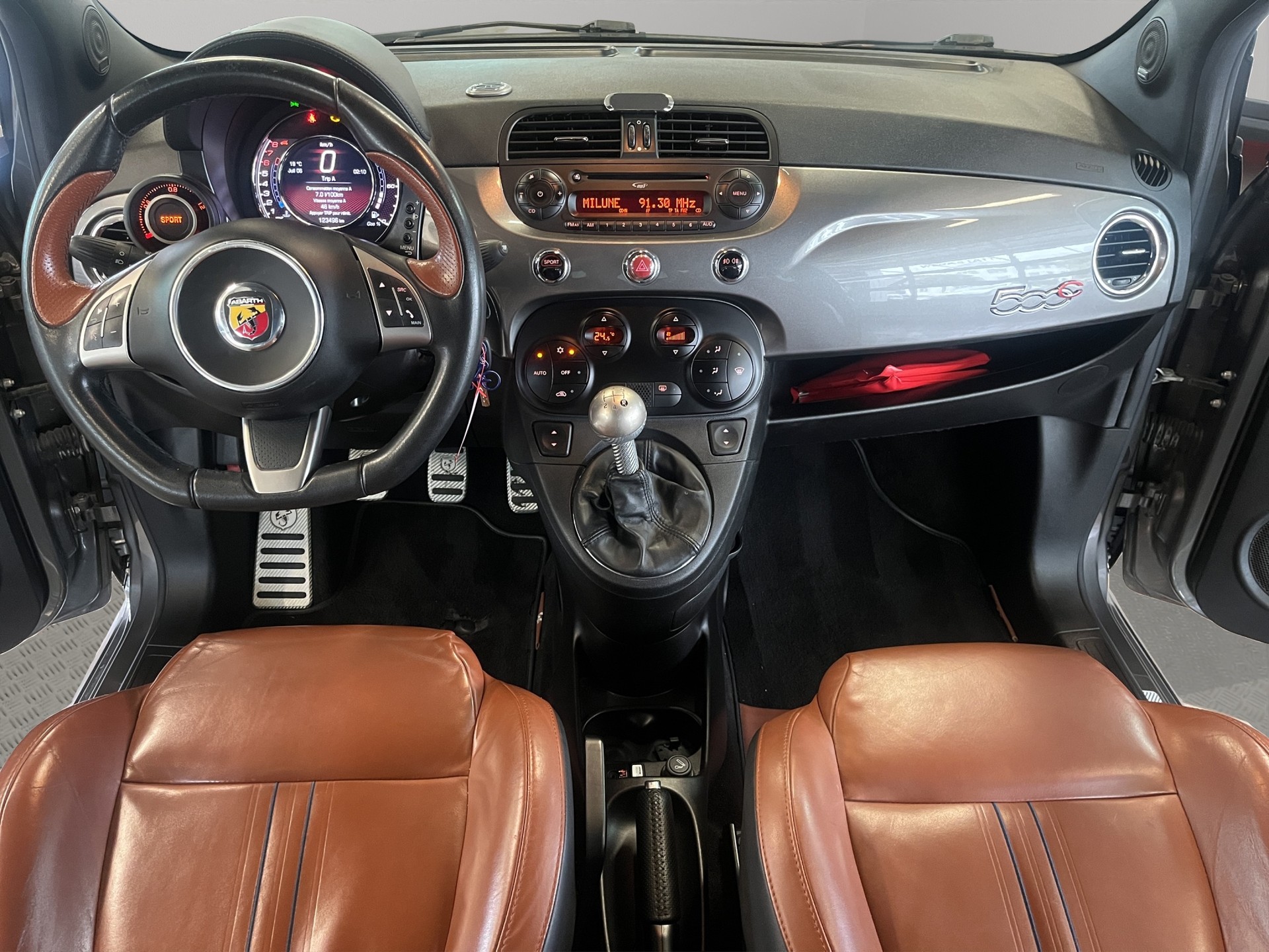 FIAT 595C 1.4 16V Turbo Abarth Turismo 160PS-image-13