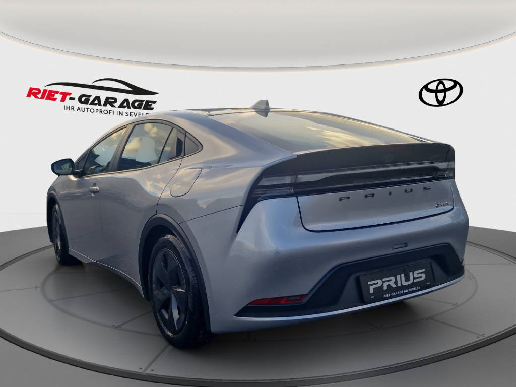 TOYOTA Prius 2.0 Plug-In-Hybrid Trend-image-2