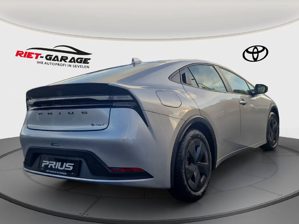 TOYOTA Prius 2.0 Plug-In-Hybrid Trend-image-3