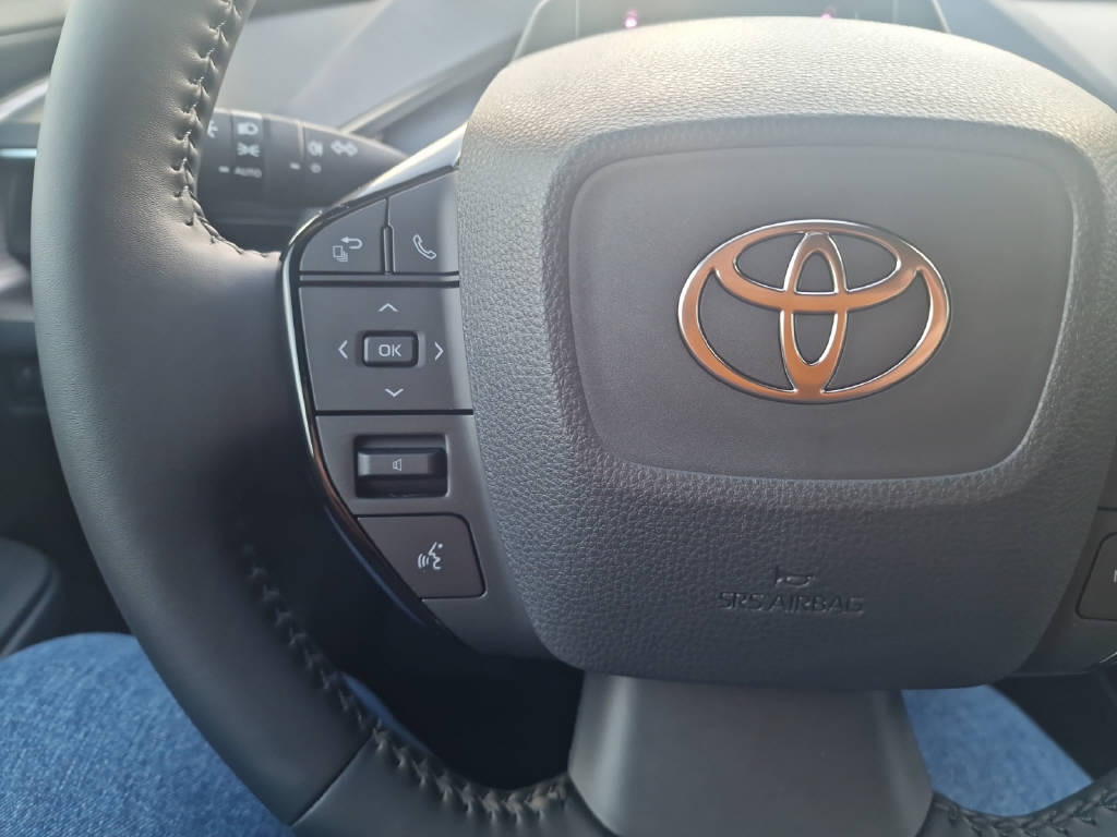 TOYOTA Prius 2.0 Plug-In-Hybrid Trend-image-6