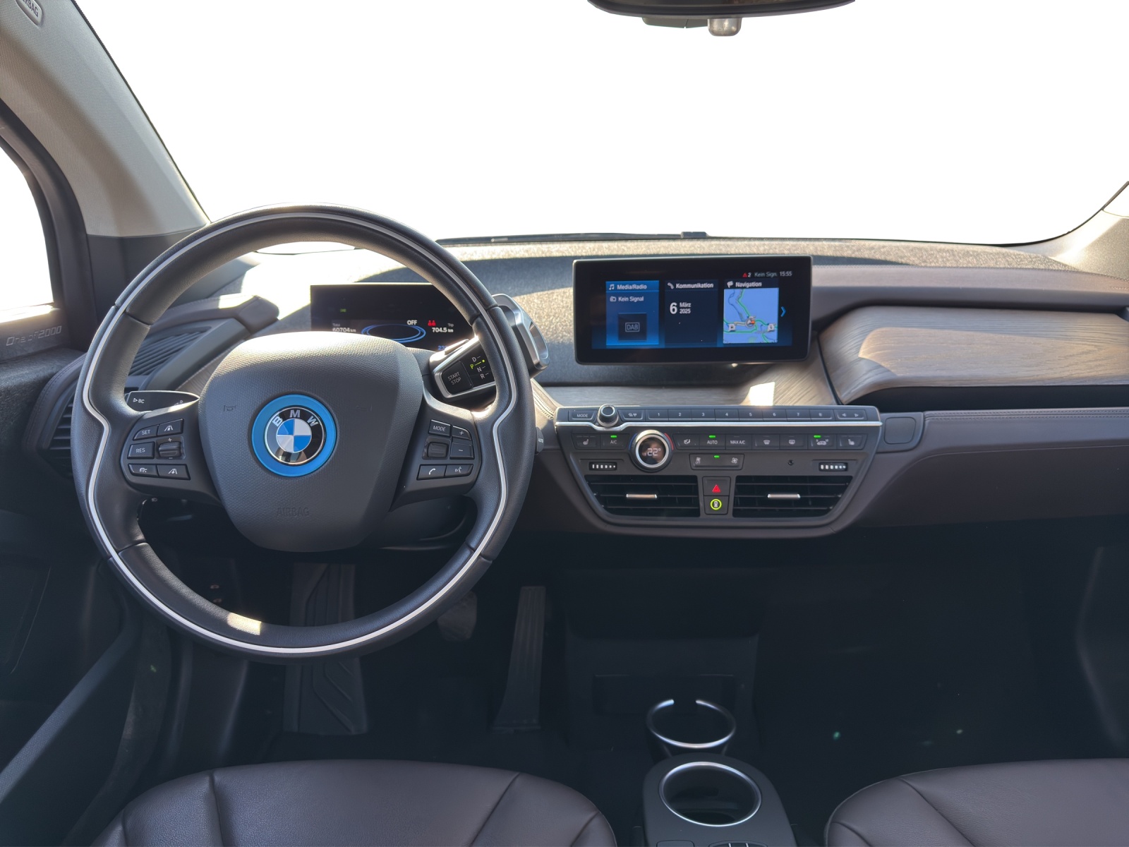 BMW i3s (120Ah) Unique Forever Edition-image-11