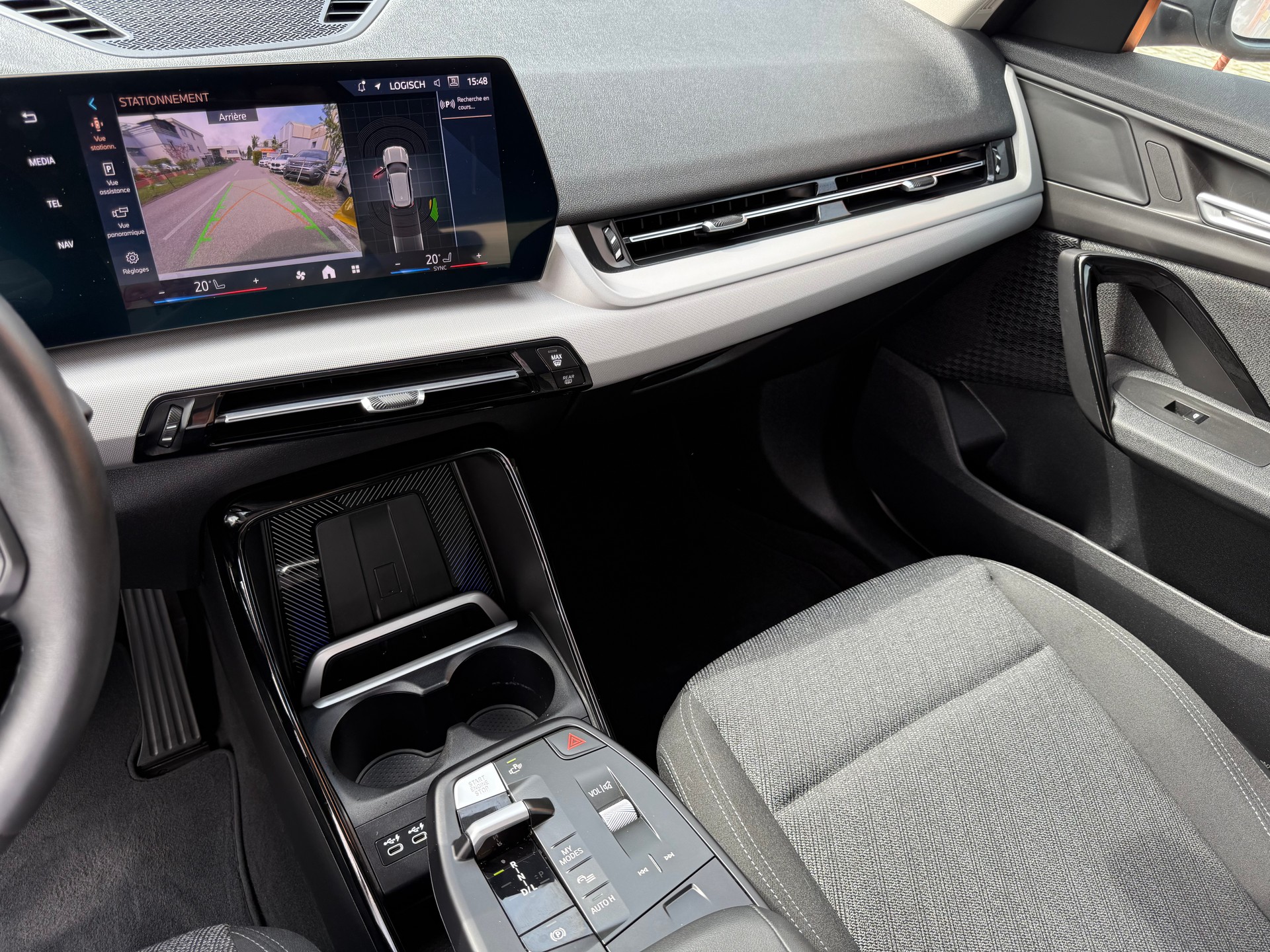 BMW X1 sDrive 18d-image-12