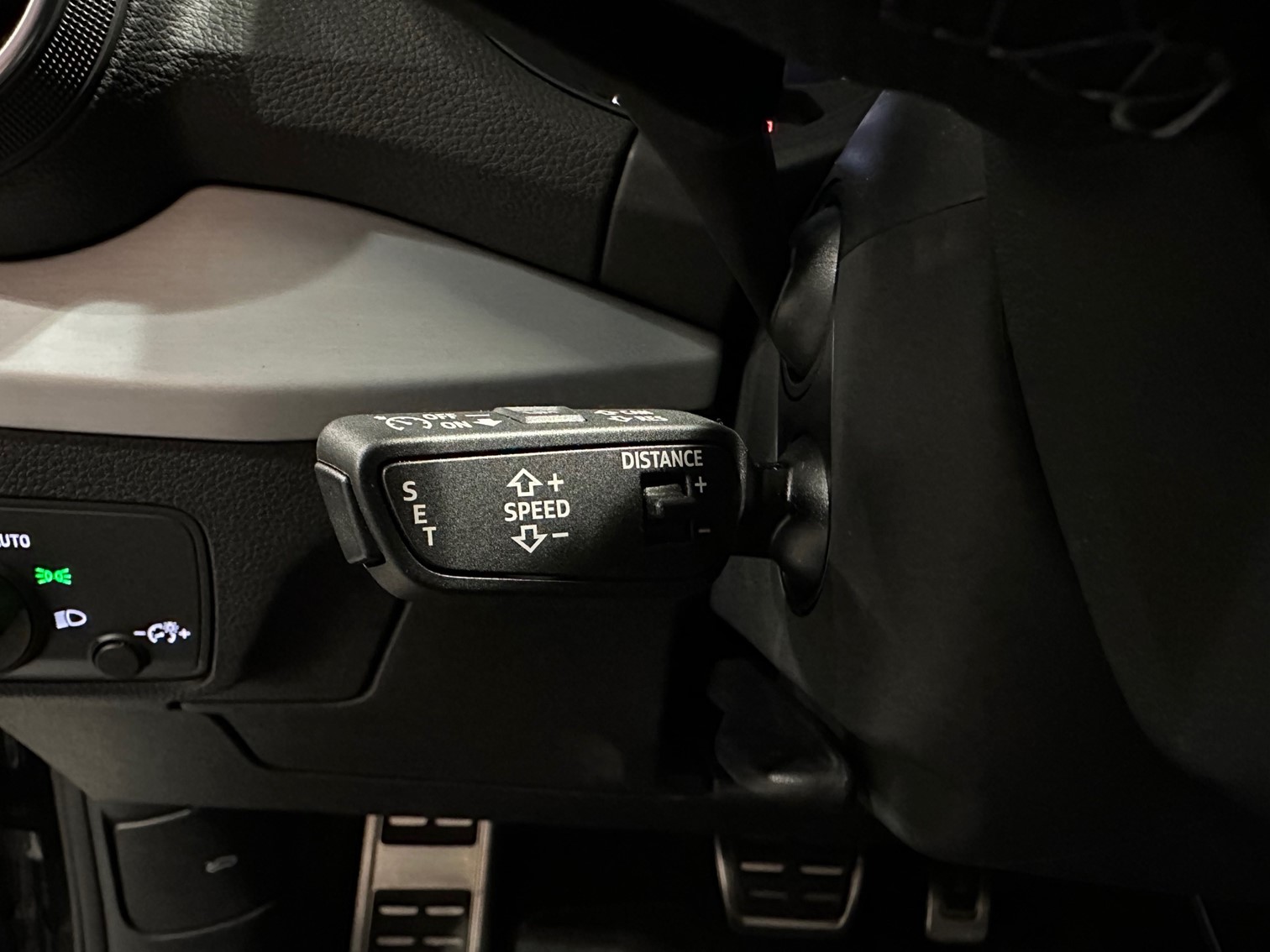 AUDI SQ2 TFSI quattro S-tronic-image-3