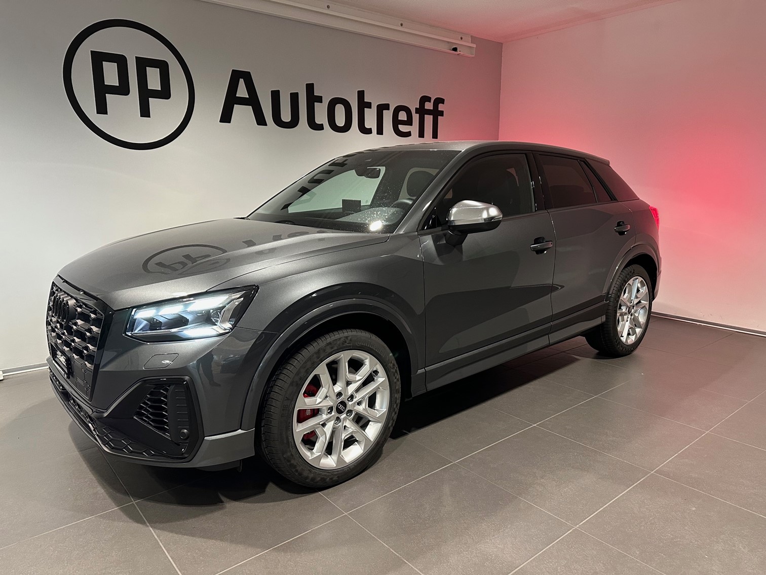 AUDI SQ2 TFSI quattro S-tronic-image-1