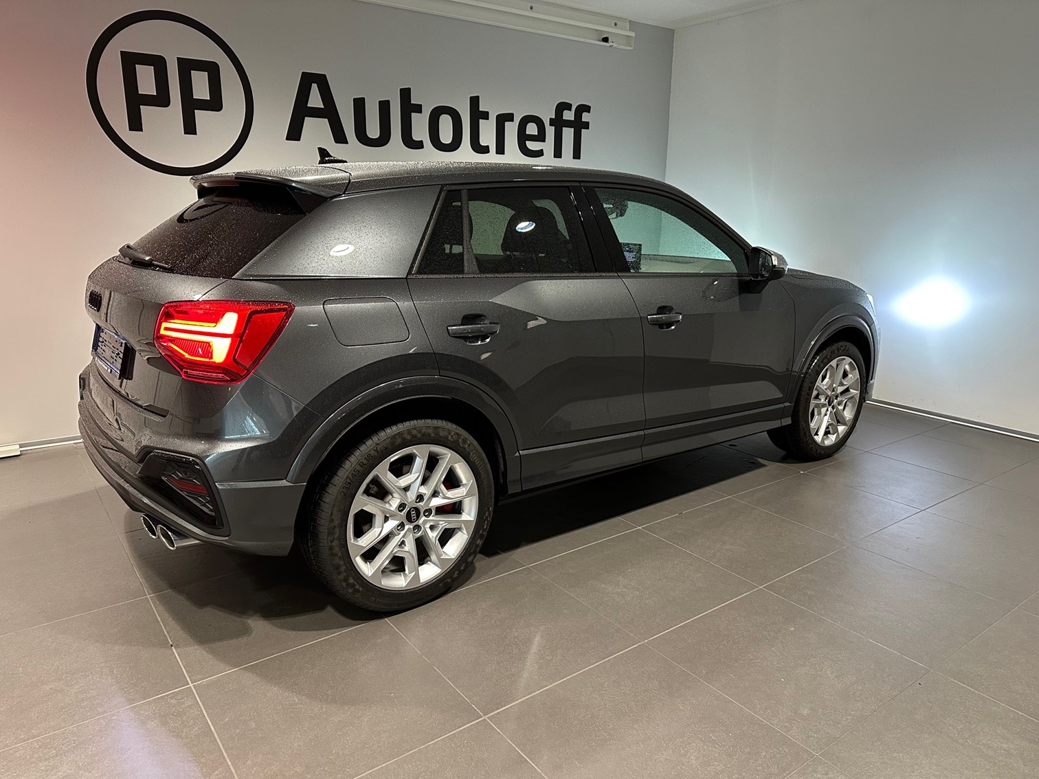 AUDI SQ2 TFSI quattro S-tronic-image-11
