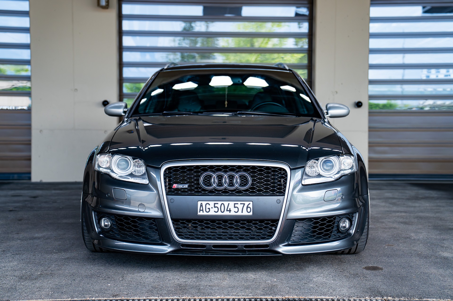 AUDI RS4 Avant 4.2 V8 quattro-image-0