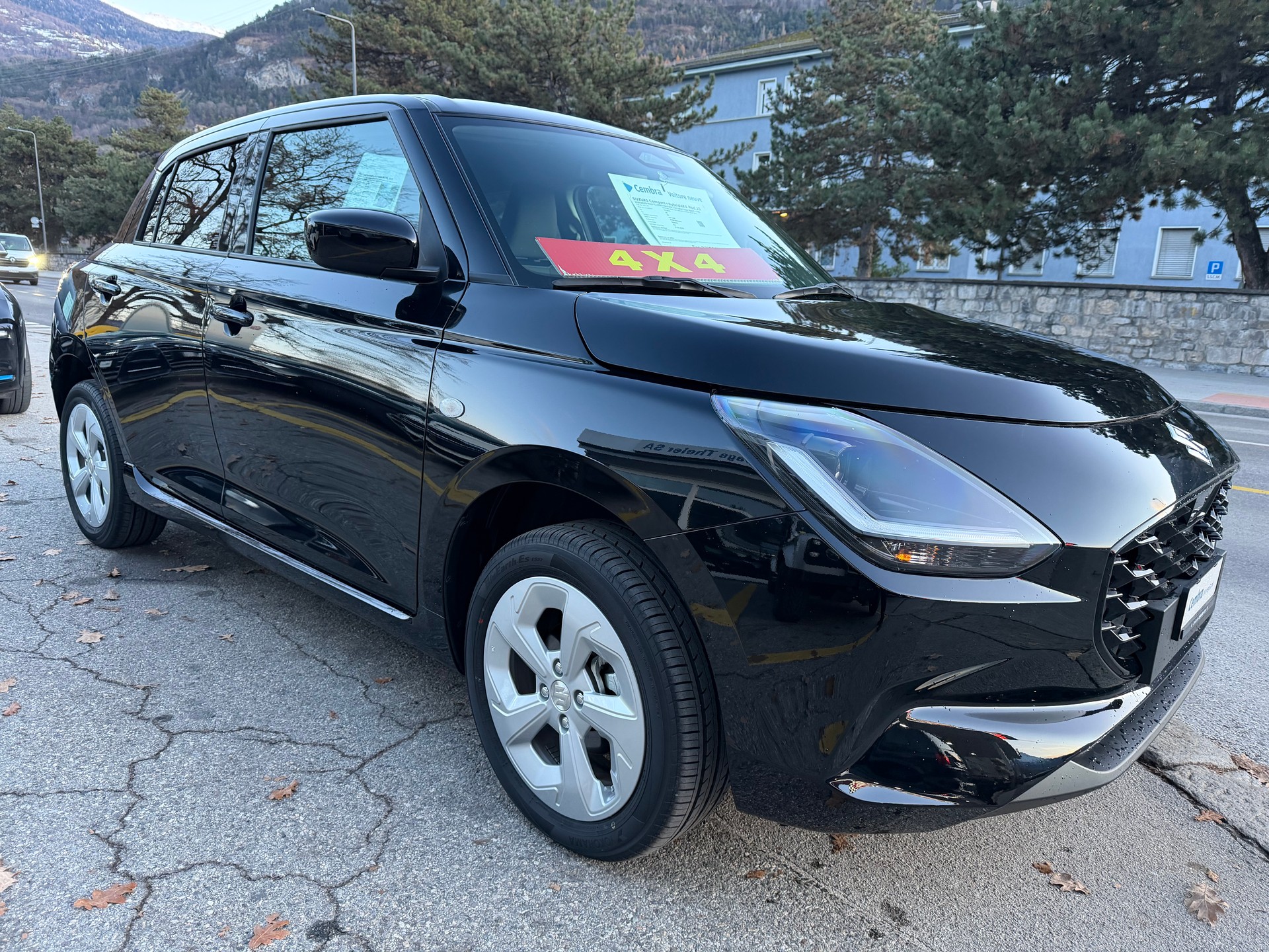SUZUKI Compact .+ Hybrid4X4 MODEL 2025-image-6