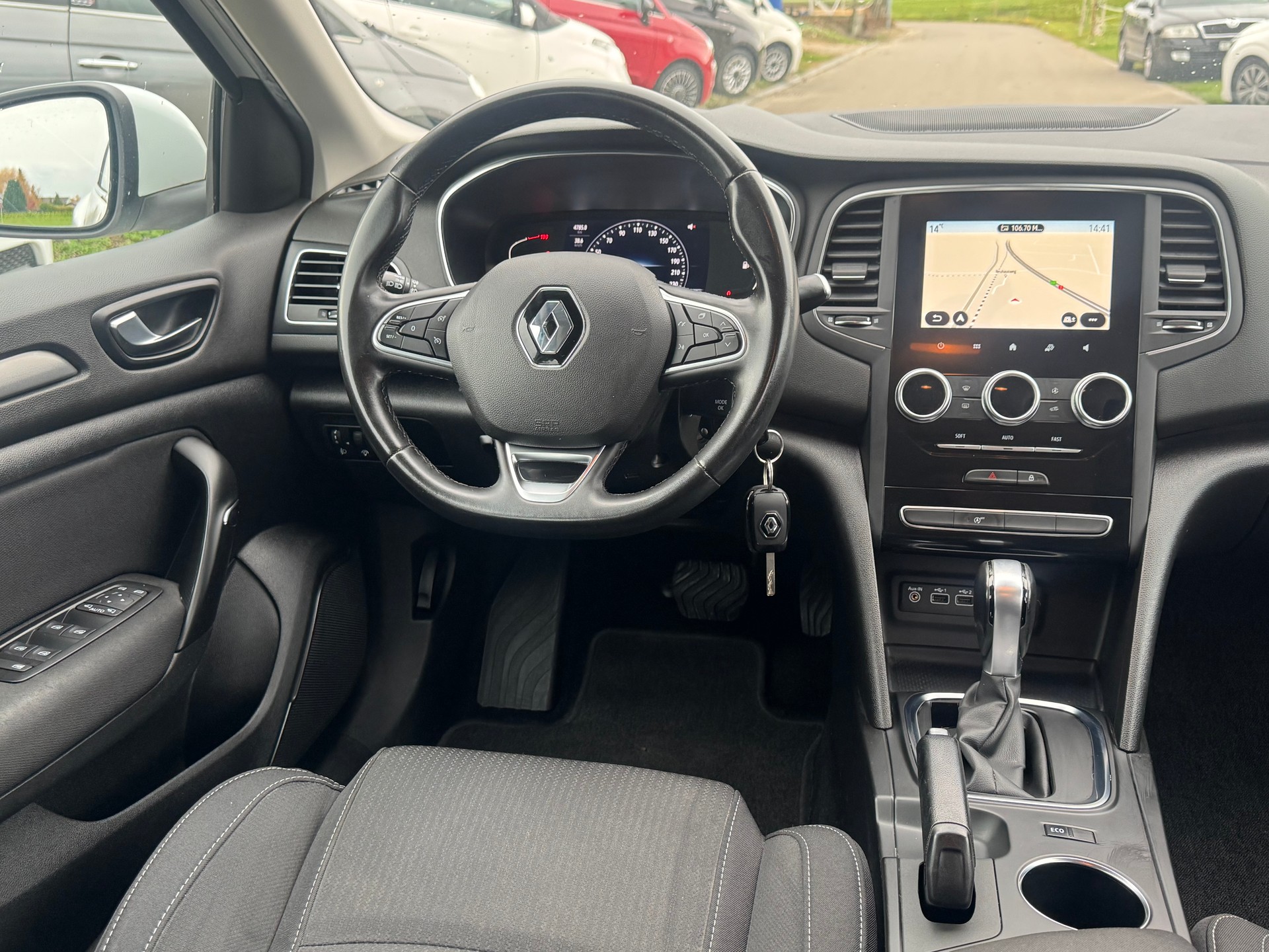 RENAULT Mégane Grandtour 1.5 dCi Business EDC-image-10
