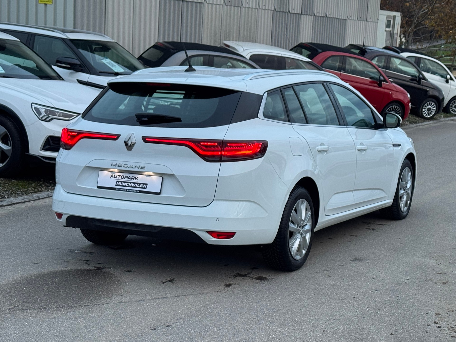 RENAULT Mégane Grandtour 1.5 dCi Business EDC-image-2