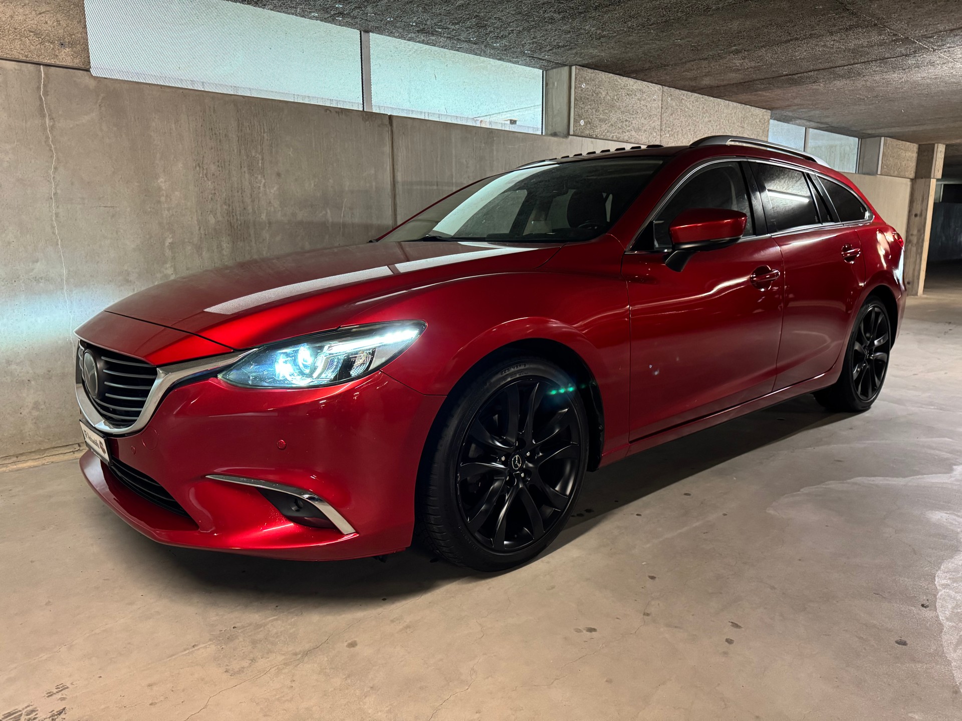 MAZDA 6 Sportwagon SKYACTIV-D 175 Revolution Automat AWD-image-10