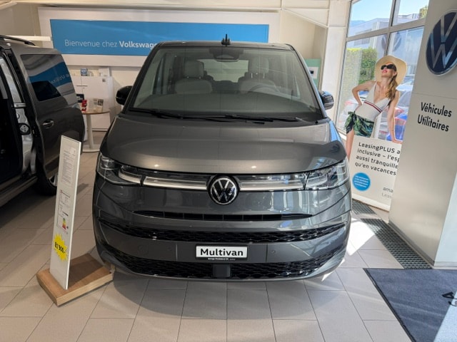VW Multivan 1.5 eHybrid Life Edition 4Motion DSG-image-0