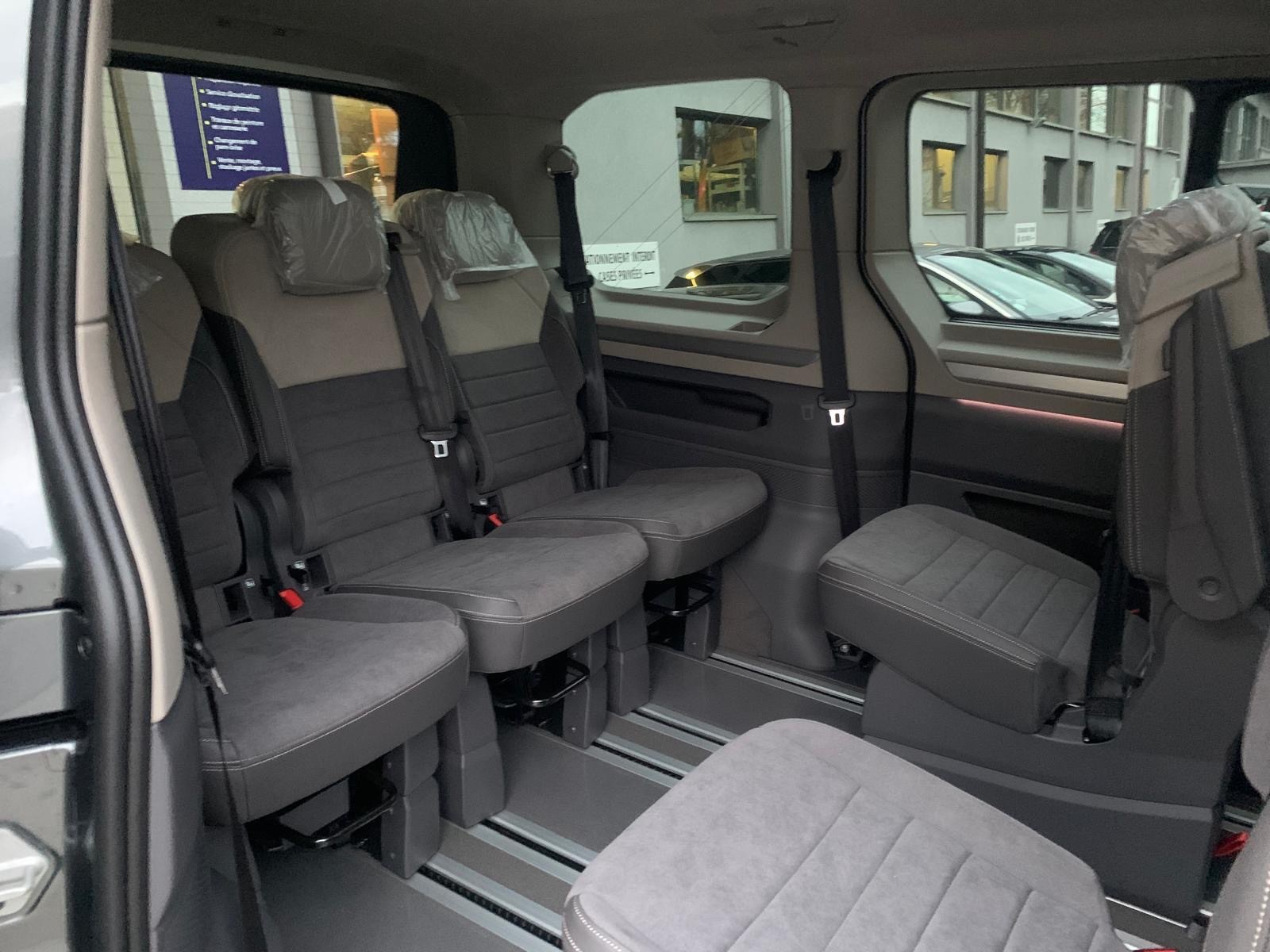 VW Multivan 1.5 eHybrid Life Edition 4Motion DSG-image-10
