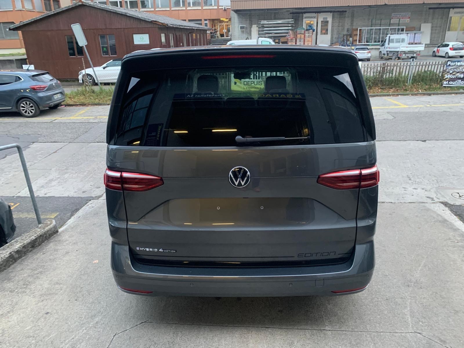 VW Multivan 1.5 eHybrid Life Edition 4Motion DSG-image-8