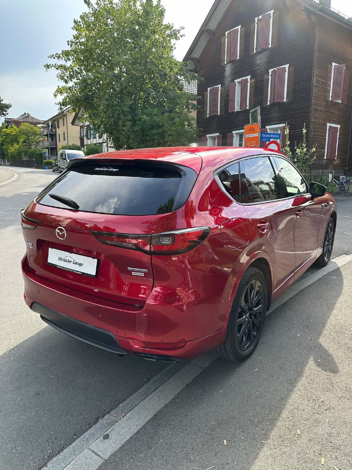 MAZDA CX-60 2.5 PHEV Homura-showroom-element-3