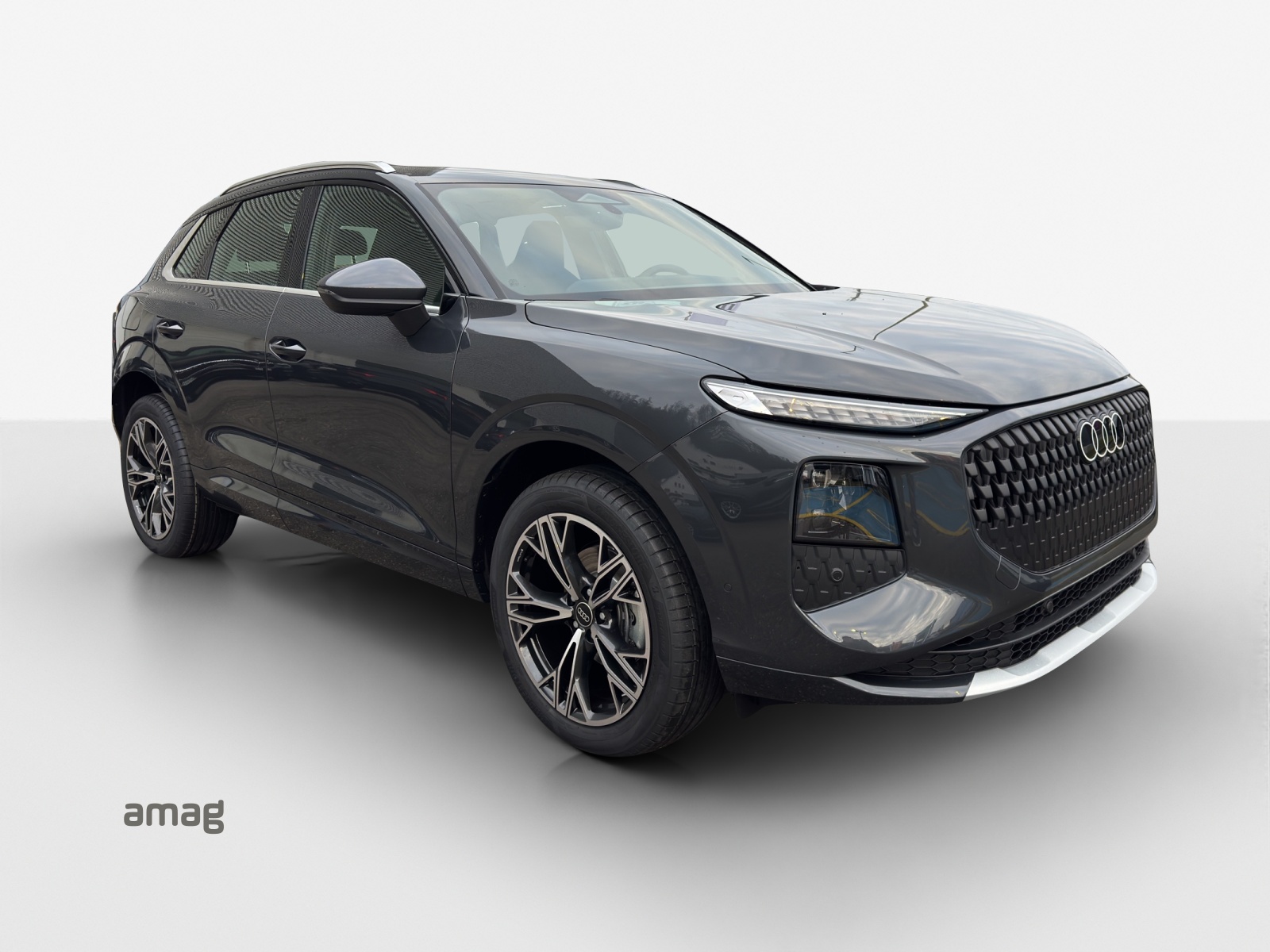 AUDI Q3 SUV 110 kW TFSI S tronic-image-5