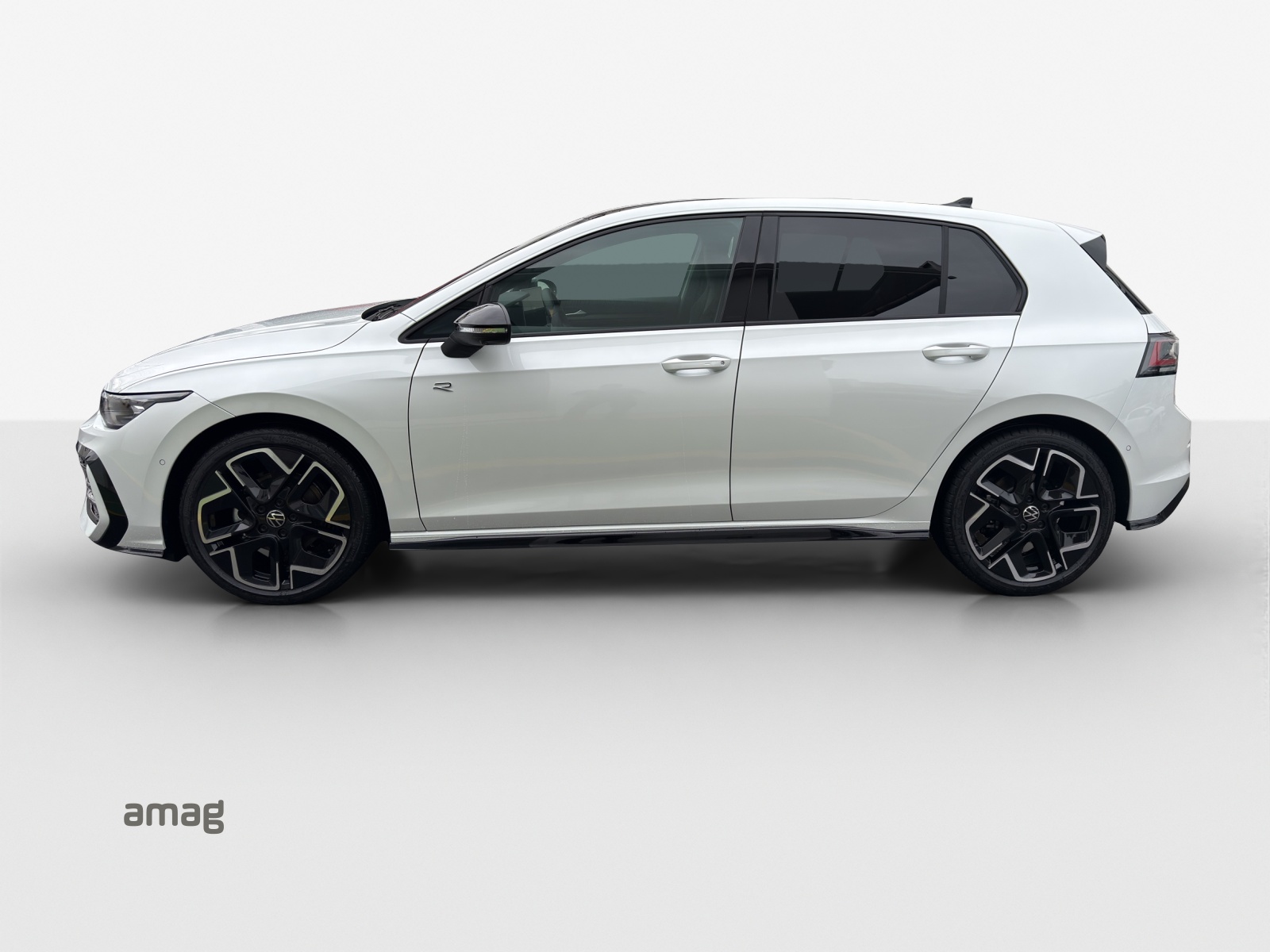 VW Golf 1.5 e TSI mHEV R-Line DSG-image-1