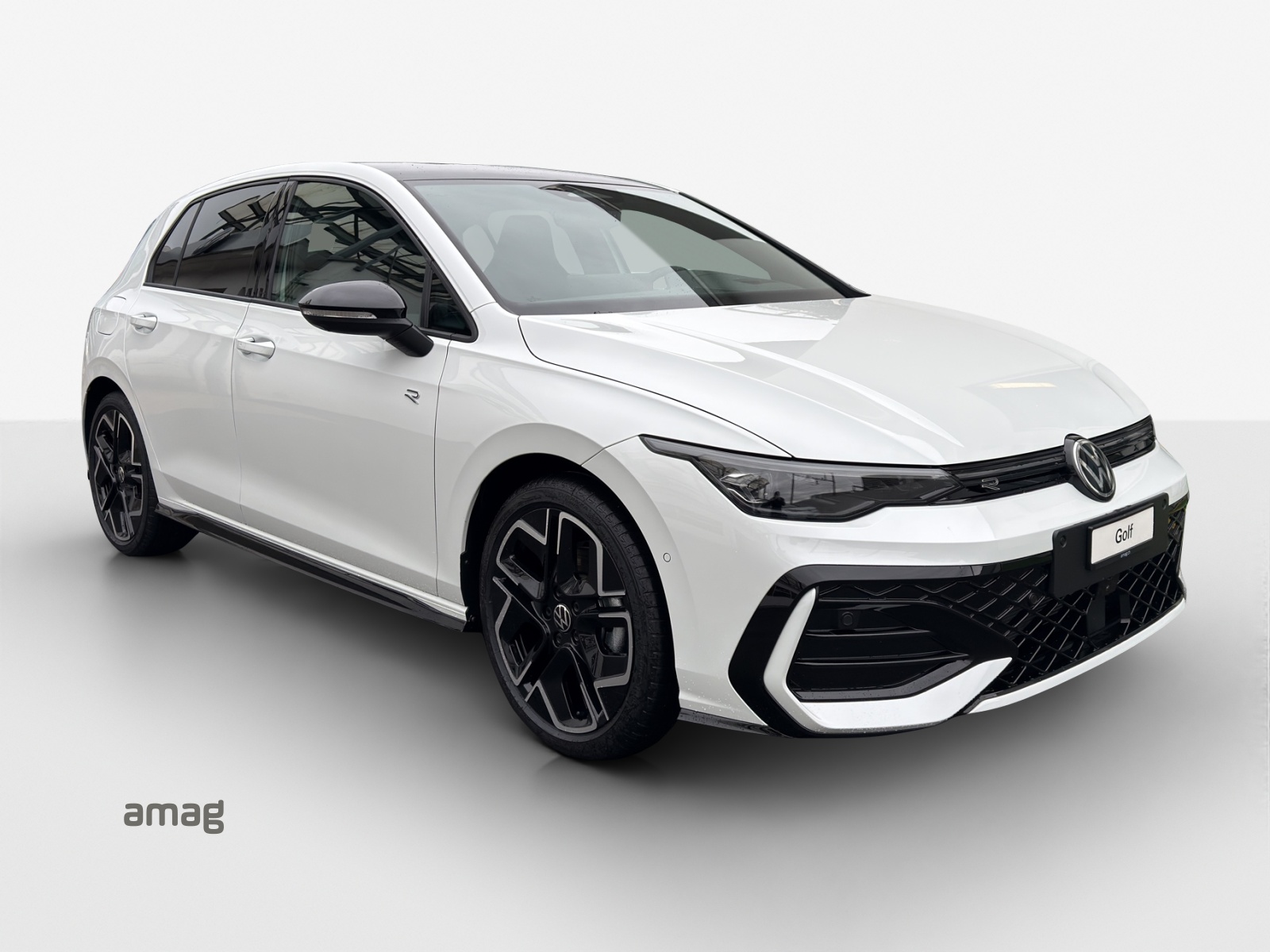 VW Golf 1.5 e TSI mHEV R-Line DSG-image-12