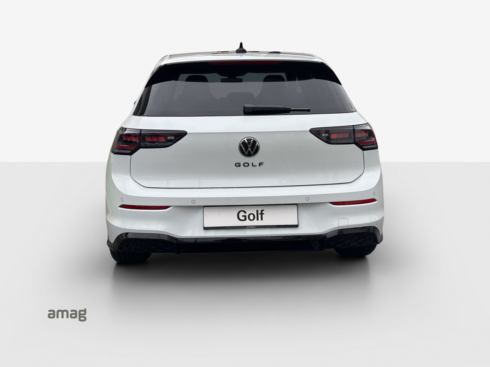 VW Golf 1.5 e TSI mHEV R-Line DSG-image-14