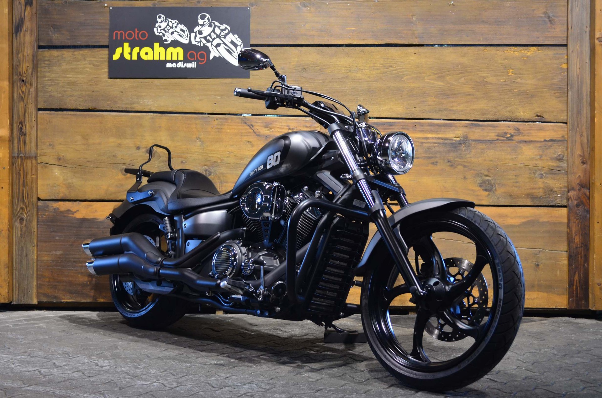 YAMAHA XVS 1300 CU Custom