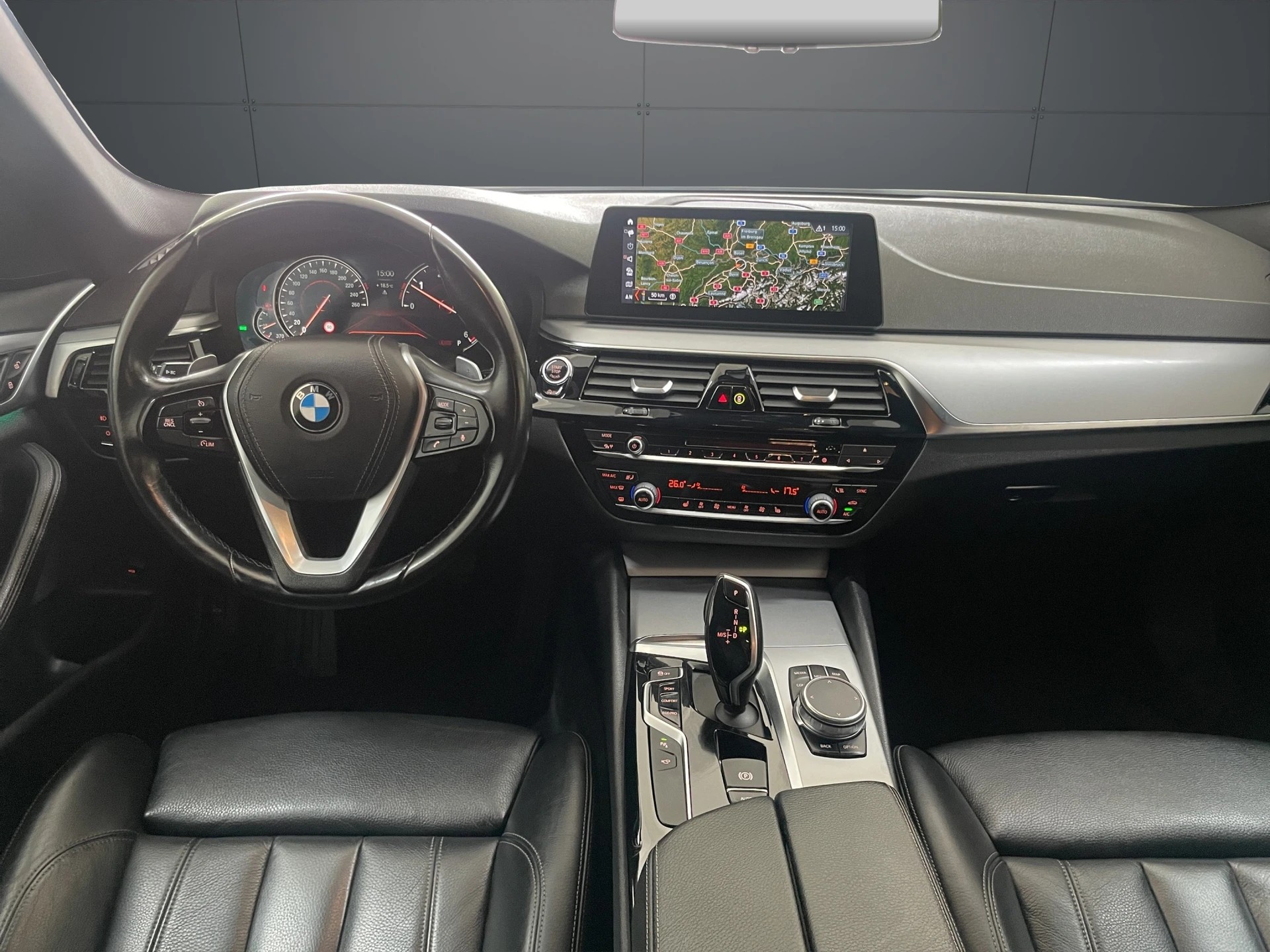 BMW 520d xDrive Touring Steptronic-image-7