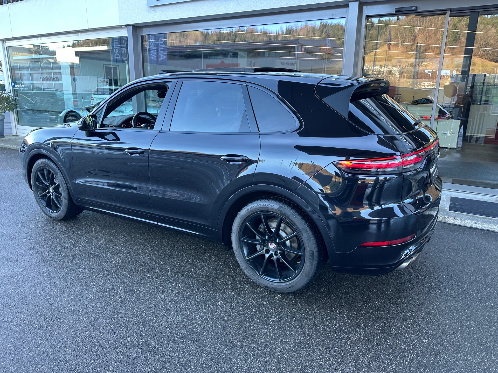 PORSCHE Cayenne S-image-15