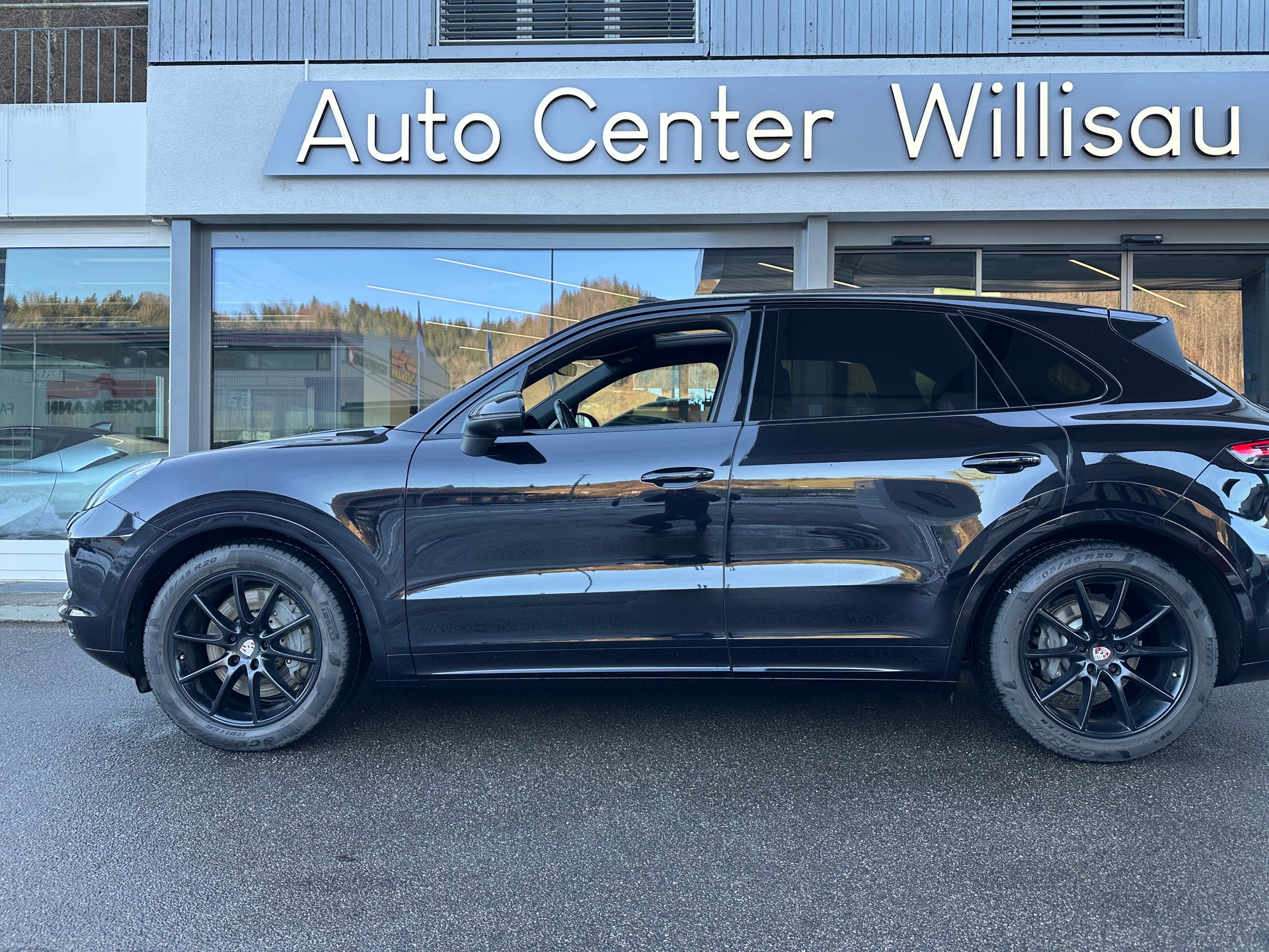 PORSCHE Cayenne S-image-14