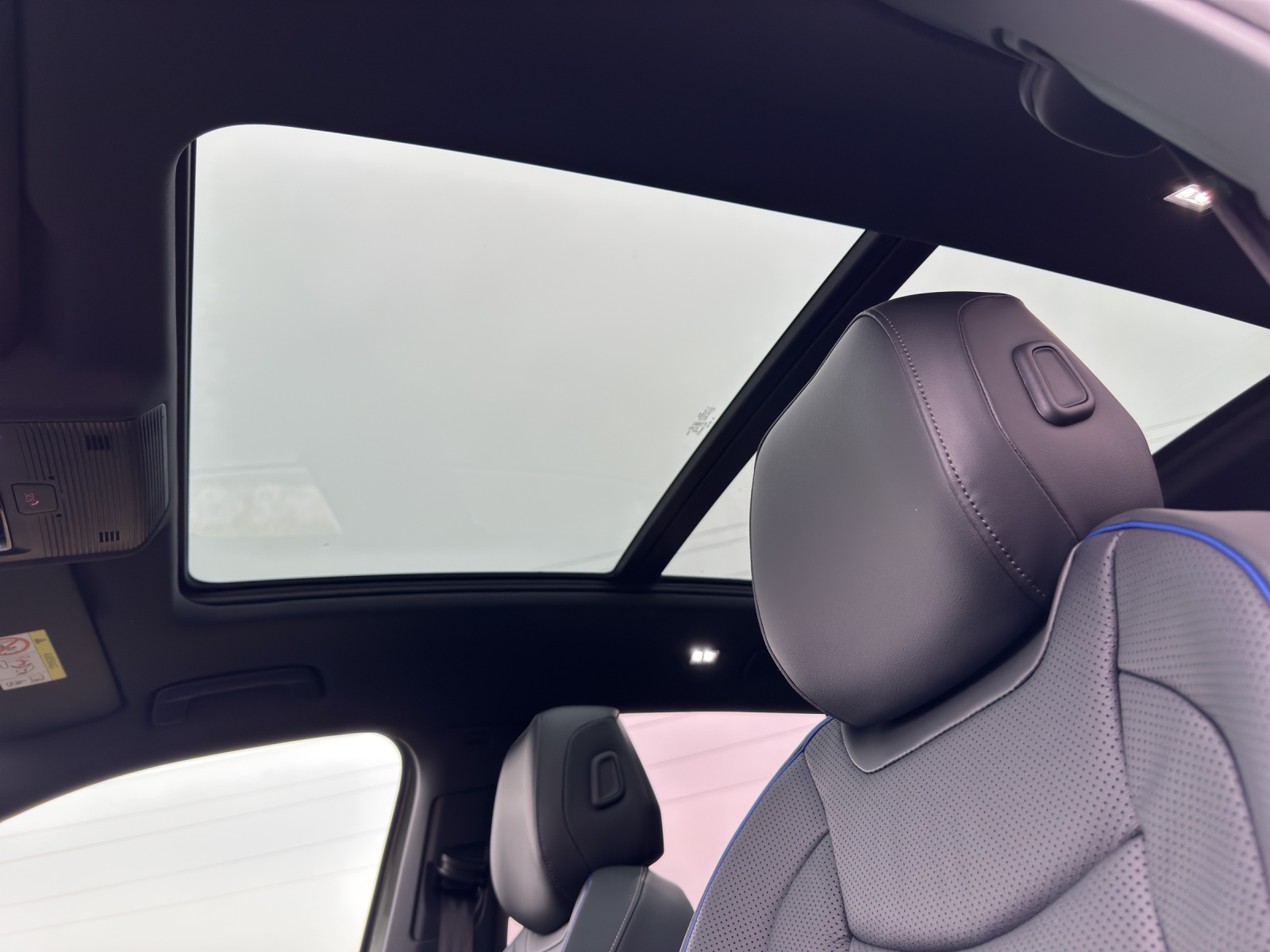 VW Tiguan 2.0 TSI DSG R-Line 4Motion-image-12