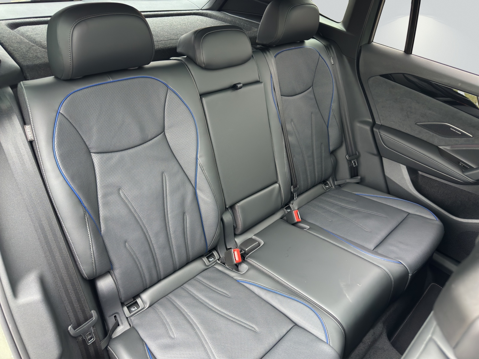 VW Tiguan 2.0 TSI DSG R-Line 4Motion-image-8