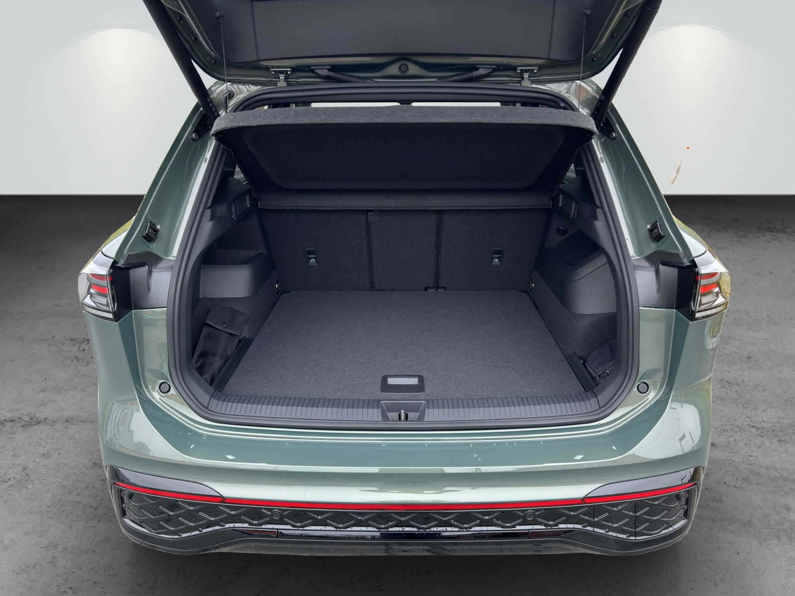 VW Tiguan 2.0 TSI DSG R-Line 4Motion-image-9
