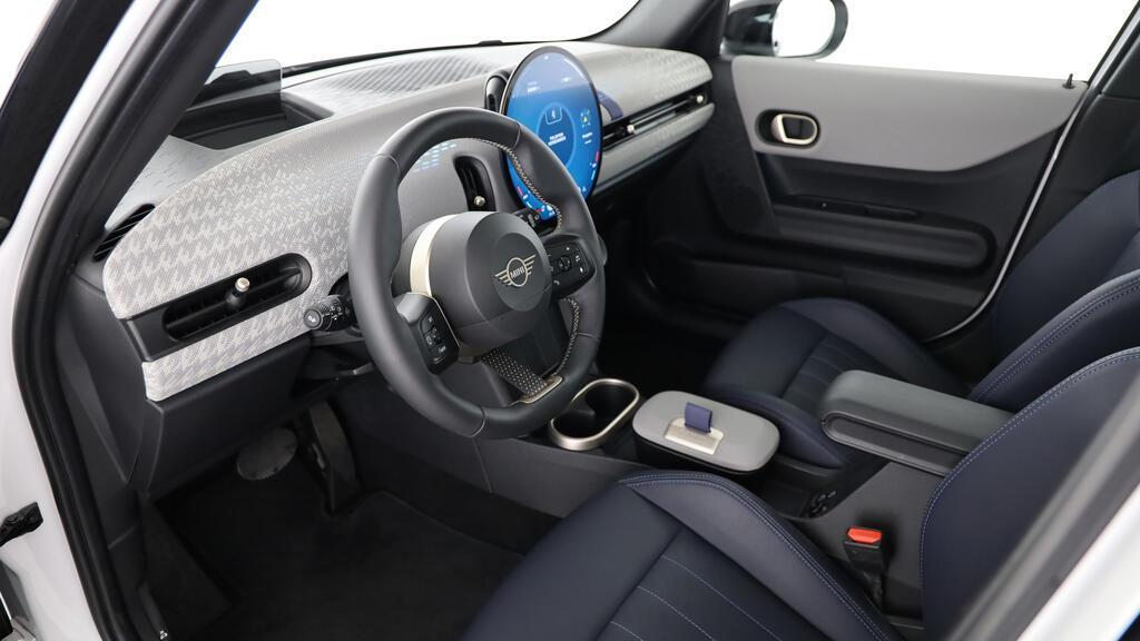 MINI Cooper 5 door C-image-16