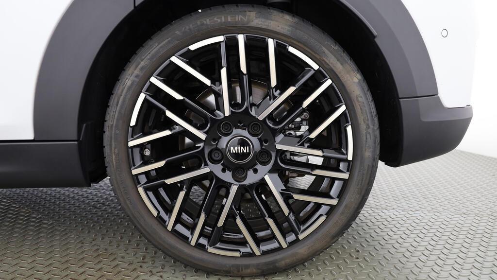 MINI Cooper 5 door C-image-10
