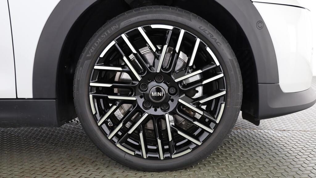 MINI Cooper 5 door C-image-7