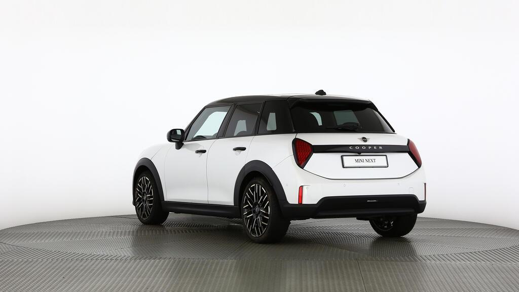 MINI Cooper 5 door C-image-4