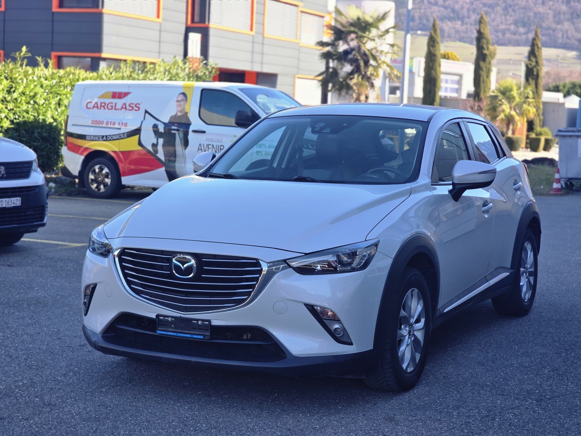 MAZDA CX-3 SKYACTIV-D 105 Revolution AWD Automat-image-2