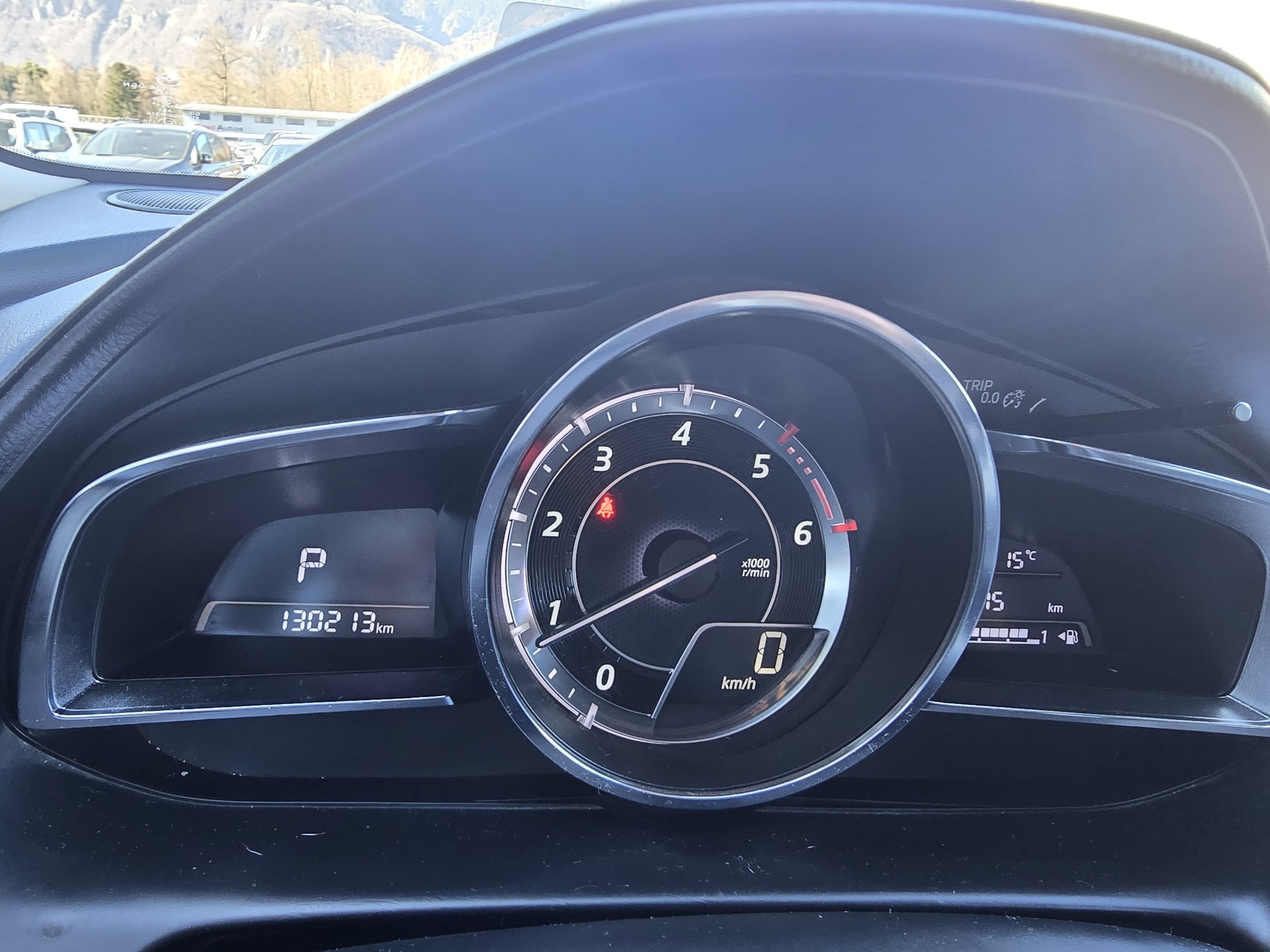 MAZDA CX-3 SKYACTIV-D 105 Revolution AWD Automat-image-9