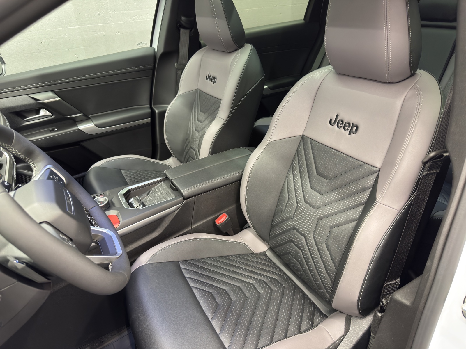 JEEP Compass 1.2 MHEV First Edition-image-14