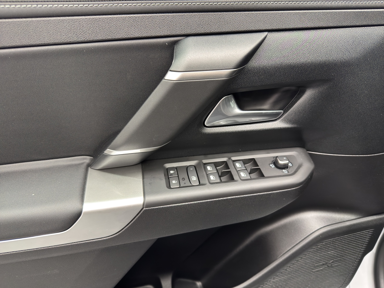 JEEP Compass 1.2 MHEV First Edition-image-15
