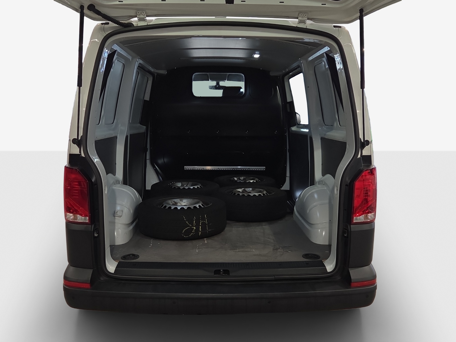 VW T6.1 2.0 TDI 4Motion-image-7