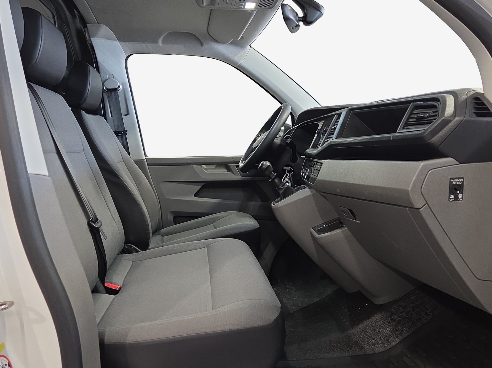 VW T6.1 2.0 TDI 4Motion-image-12