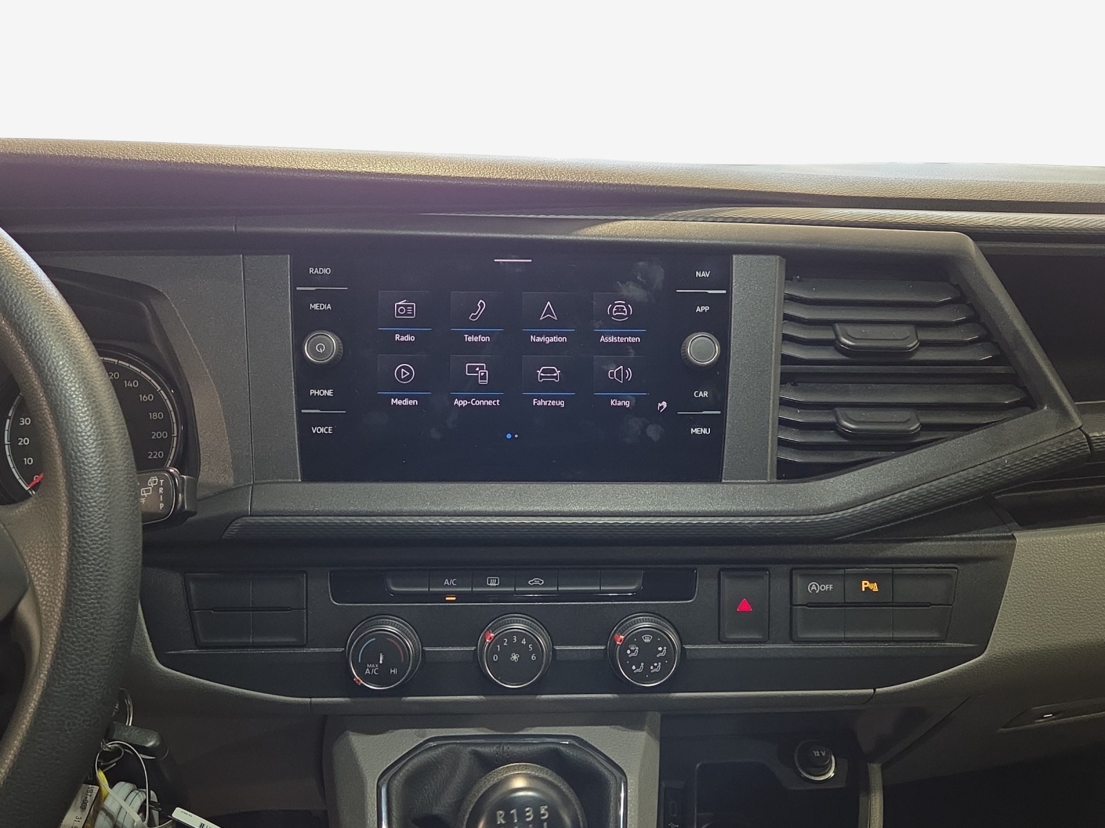 VW T6.1 2.0 TDI 4Motion-image-14